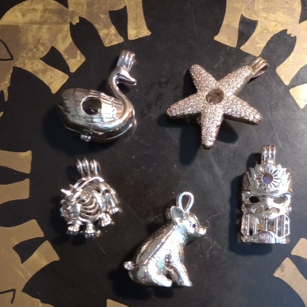 Choice Of Pearl Locket Animal